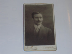 Fotografie domn - Fotograf.FRANZ MANDY, DATATA 11.IX.1900,PE CARTON - dim.105 X 65mm. foto