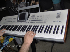 Vand orga korg pa2xpro. hd 80gb.memorie 128 mb ram. foto