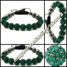 BRATARA SHAMBALLA VERDE SMARALD + CUTIE CADOU 9 BILE CRISTALE 8 MAGNETI HEMATIT