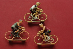 figurine biciclisti vechi de colectie foto