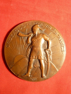 Medalie Sportiva interbelica semnata Beran Lajos foto