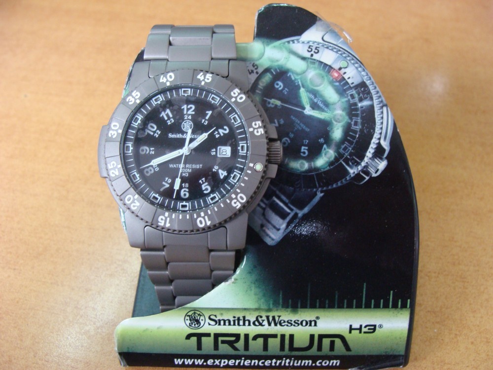 Ceas Militar Smith &amp; Wesson H3 Titanium Tritium model 357 T-BLK cel mai  mic pret din Romania | arhiva Okazii.ro