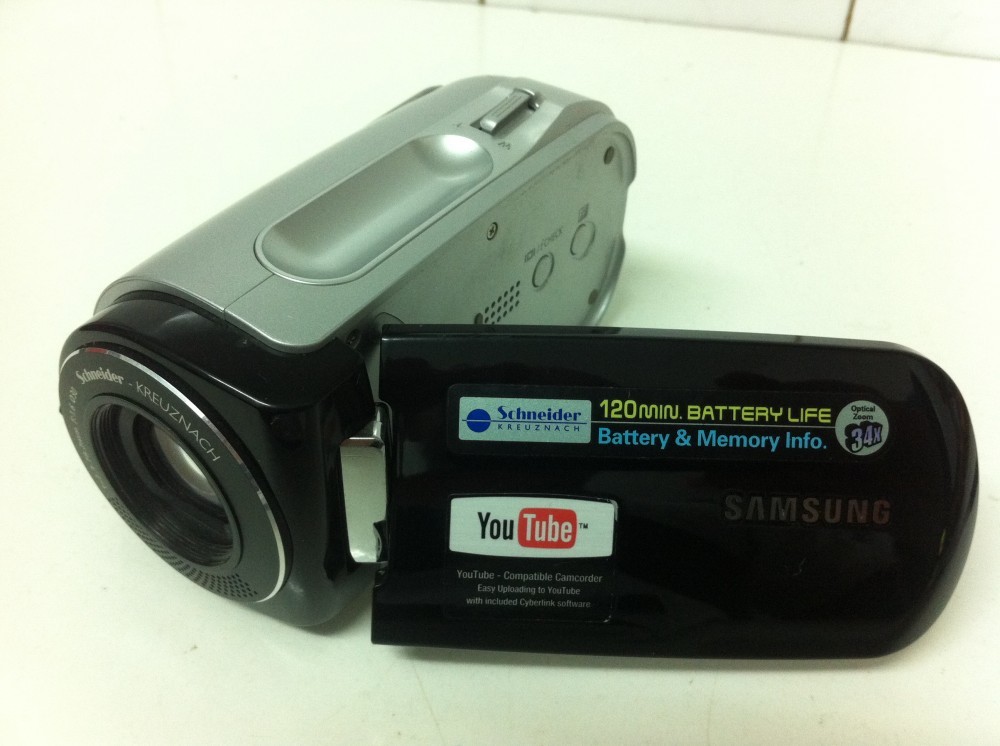 Camera Video SAMSUNG DIGITAL CORDER VP-MX10/XEF, Card Memorie, CCD, 20-30x  | Okazii.ro