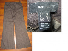 pantaloni dama MNG L/XL - 29 lei din stofa groasa un pic evazati jos foto