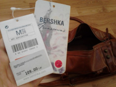 Geanta Vintage BERSHKA foto