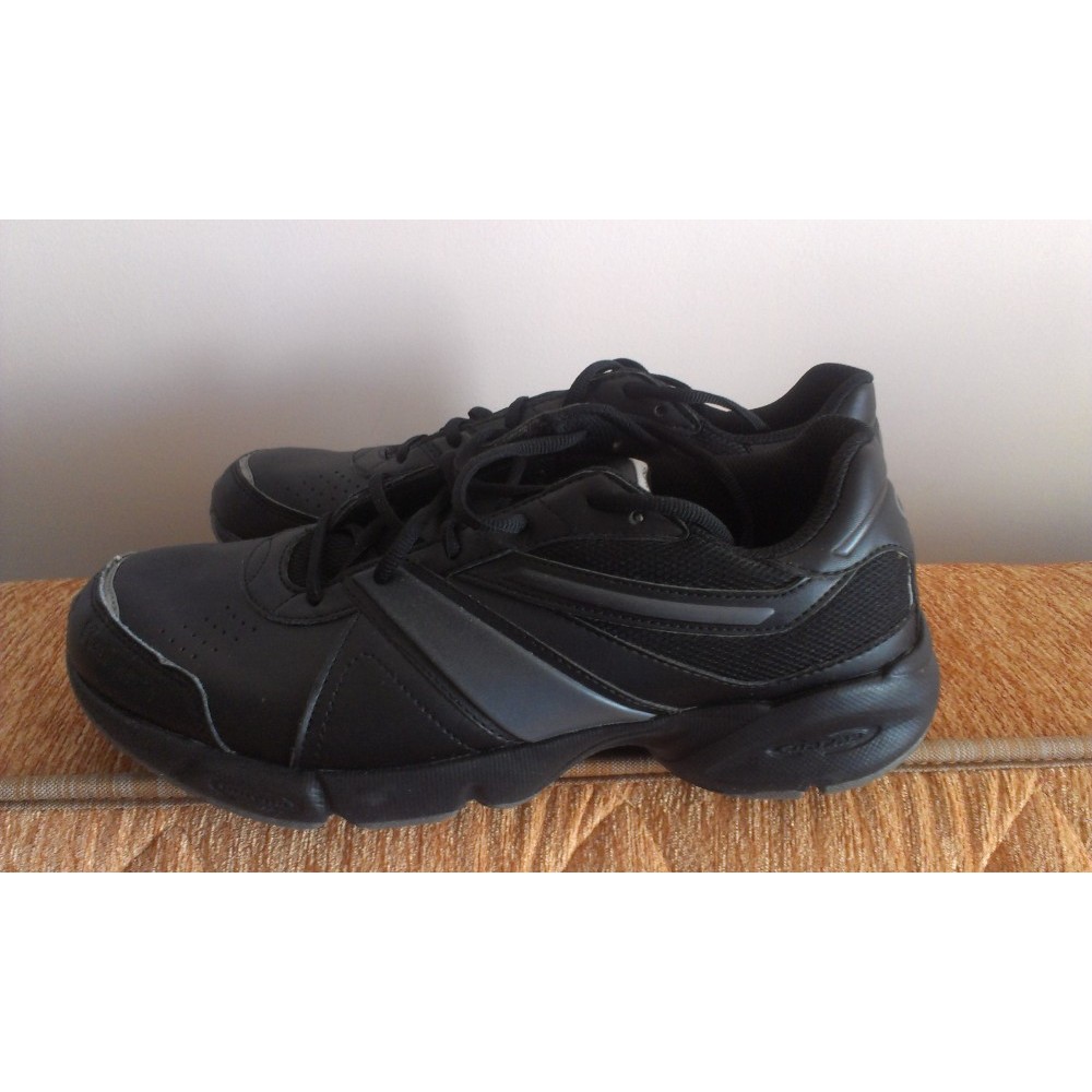 decathlon skechers