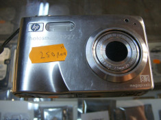 Vand aparat foto digital Hp Photosmart R927, carcasa metalica, impecabila cu garantie si factura. foto