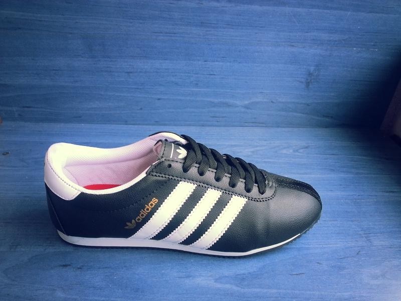 ADIDASI ADIDAS TALPA JOASA MODEL NOU CASUAL | arhiva Okazii.ro