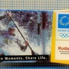105 INSIGNA -OLIMPICA, ATENA 2004 -KODAK sponsor olimpic -proba de canotaj, caiac-canoe -starea care se vede