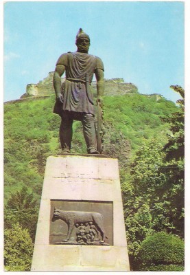 carte postala(ilustrata)-DEVA-Statuia lui Decebal foto