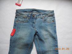 Reducere de pret! Pantaloni blugi / Blugi / Bluejeans /Jeans, fete, copii, marimea 140 - circa 9-11 ani, Noi foto