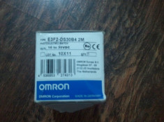 Senzor fotoelectric Omron E3F2-DS30B4. foto