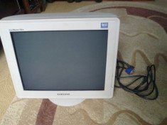 Monitor Samsung CRT foto