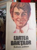 CARTEA BAIETILOR