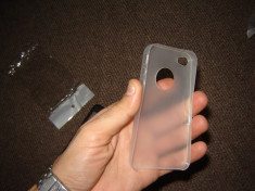 Capace huse iPhone 4G sau 4S model subtire ultrathin + folie protectie fata si spate CADOU foto