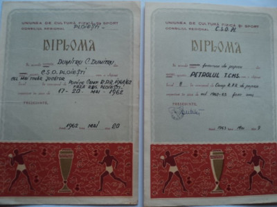 Lot 2 diplome sportive - popice anii`60 foto