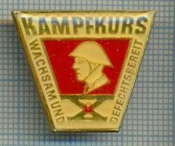 698 INSIGNA - KAMPFKURS -DDR -militara -starea care se vede foto