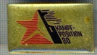 697 INSIGNA - KAMPF -POSITION &#039;80 -DDR -militara -starea care se vede