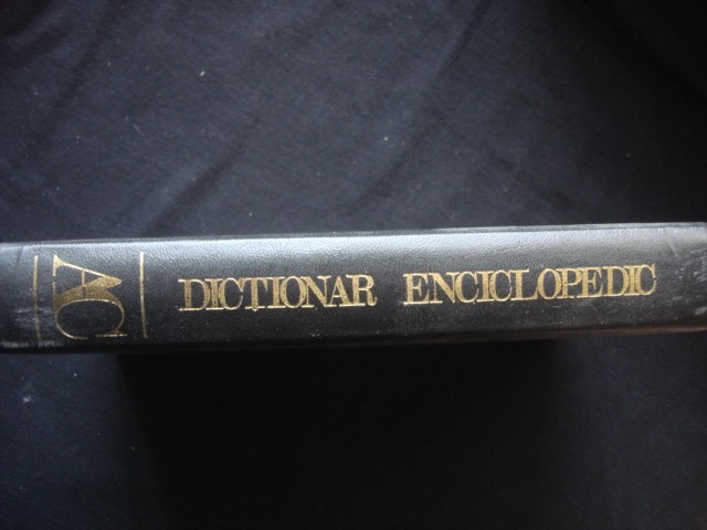 DICTIONAR ENCICLOPEDIC Volumul 1 A-C