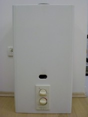 Vand boiler instant apa calda ELECTROLUX GWH 250L centrala foto