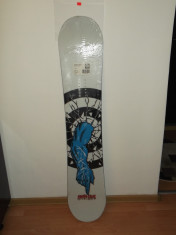 PLACA SNOWBOARD SANTA CRUZ ROB ONE 142 CM ,MODEL 2012 NOUA !! AM SI LEG NOI SANTA CRUZ foto