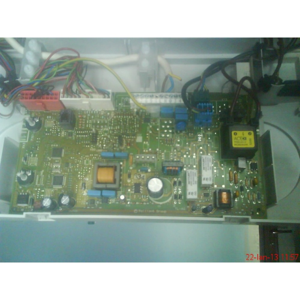 Placa electronica cu display vaillant turbotec vuw 242 pro | arhiva ...