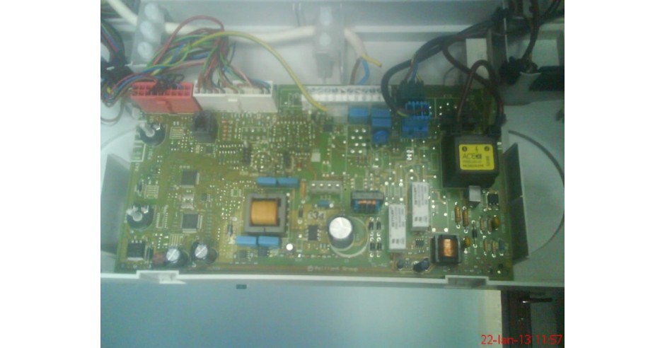 Placa electronica cu display vaillant turbotec vuw 242 pro | arhiva ...