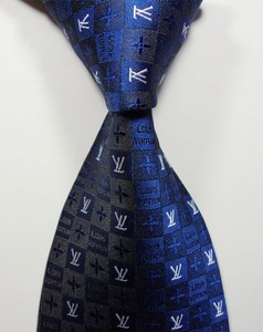Cravata eleganta LOUIS VUITTON din matase | arhiva Okazii.ro