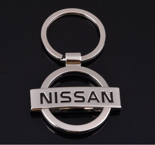 Breloc Nissan metal deosebit + ambalaj cadou | Okazii.ro