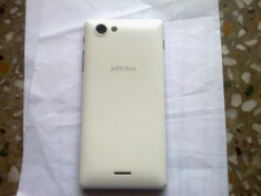 Vand Sony Ericsson Xperia J White/Alb Nou foto