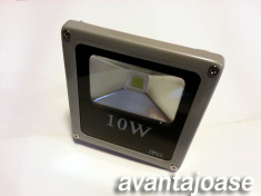 Led proiector 10w echivalent 100w slim ultimul model IP66 6400 k foto