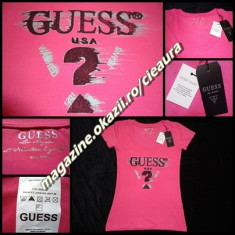 TRICOU LUNG DAMA FIRMA GUESS USA BUMBAC FUCSIA CATIFELAT LOGO GLITTER NEGRU foto