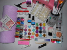 SET KIT UNGHII GEL LAMPA 36W TIPSURI FRENCH TIPSURI STILLETO 12 GEL COLOR 15 PENSULE 24 GLITTER CULORI ACRILICE 500 SABLOANE CEL MAI MIC PRET foto