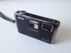 Aparat foto Nikon Coolpix S1000pj cu proiector incorporat foto