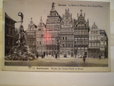 carte postala - Belgia - Anvers - Le Brabo si casa din piata centrala - 1936 - circulata foto