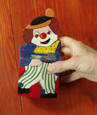 Pusculita deosebita lemn / placaj pictata frumos - Clown !!! foto