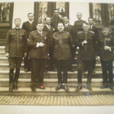 Fotografie tip carte postala - Cpt. Gh. Ionescu impreuna cu alti ofiteri superiori ai armatei romane - 1935 -