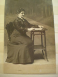 Fotografie tip carte postala - Femeie in varsta - anii 1910 - Studiourile W. Oppelt - Bucuresti