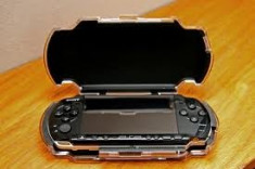 Vand PSP (+6 jocuri si 5 filme) foto
