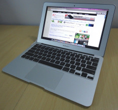 Apple Macbook Air 11,6&amp;quot; Display foto