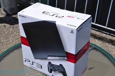 Vand PlayStation 3 slim Modat HDD 120 GB la cutie cu toate accesoriile foto