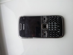 URGENT vand nokia e 72 (casti, incarcator,cablu de date) foto