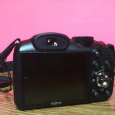 FUJIFILM FinePix S1600, 15x Optical Zoom