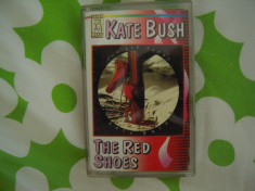 Caseta audio: Kate Bush - The Red Shoes (1993) - Stare buna foto