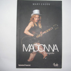 Mary Cross - Madonna o biografie RF14/2