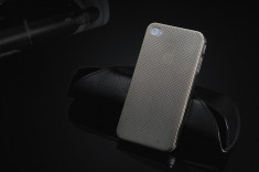 Husa / toc protectie iPhone 4, 4s lux - 100% aluminiu perforat, 0.3 mm grosime, culoare - maro - LIVRARE GRATUITA prin Posta la plata cu cardul foto