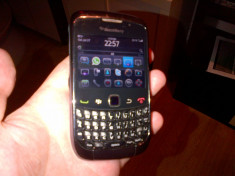 BlackBerry Curve 3G 9300 foto