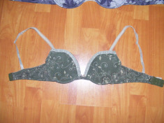 Sutien 6ixty8ight, 70B foto