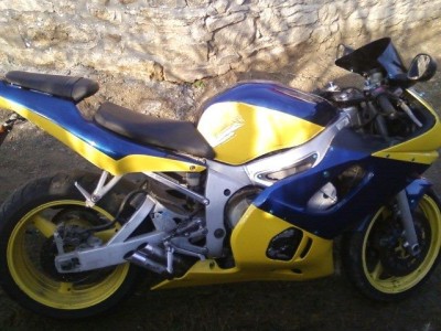 VAND YAMAHA YZF-R6 AN 2000 INMATRICULATA foto