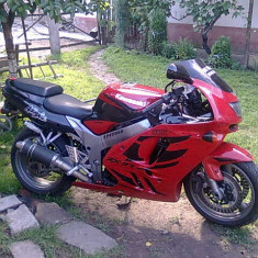 vand motocicleta kawasaki ninja